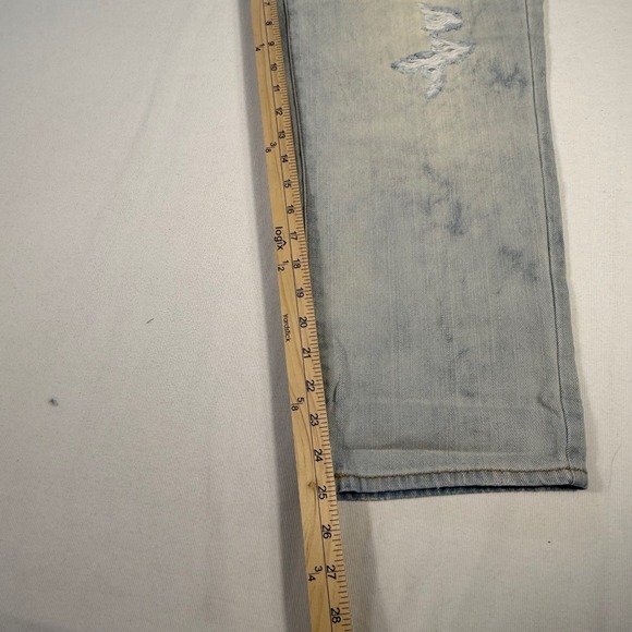 American Eagle Outfitters Womensy Boy Crop Jeans Light Wash Distressed Sz 14 NWT - Picture 7 of 15